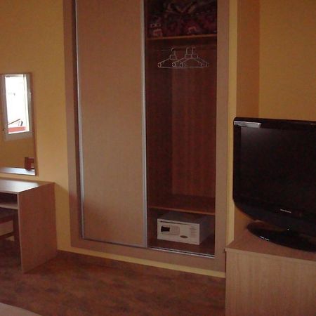 Hotel Los Chiles Villanueva Del Arzobispo Rom bilde