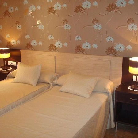 Hotel Los Chiles Villanueva Del Arzobispo Rom bilde