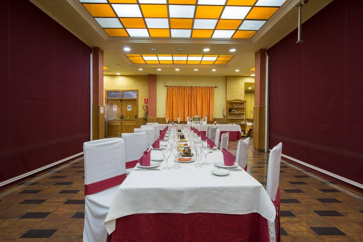Hotel Los Chiles Villanueva Del Arzobispo Eksteriør bilde