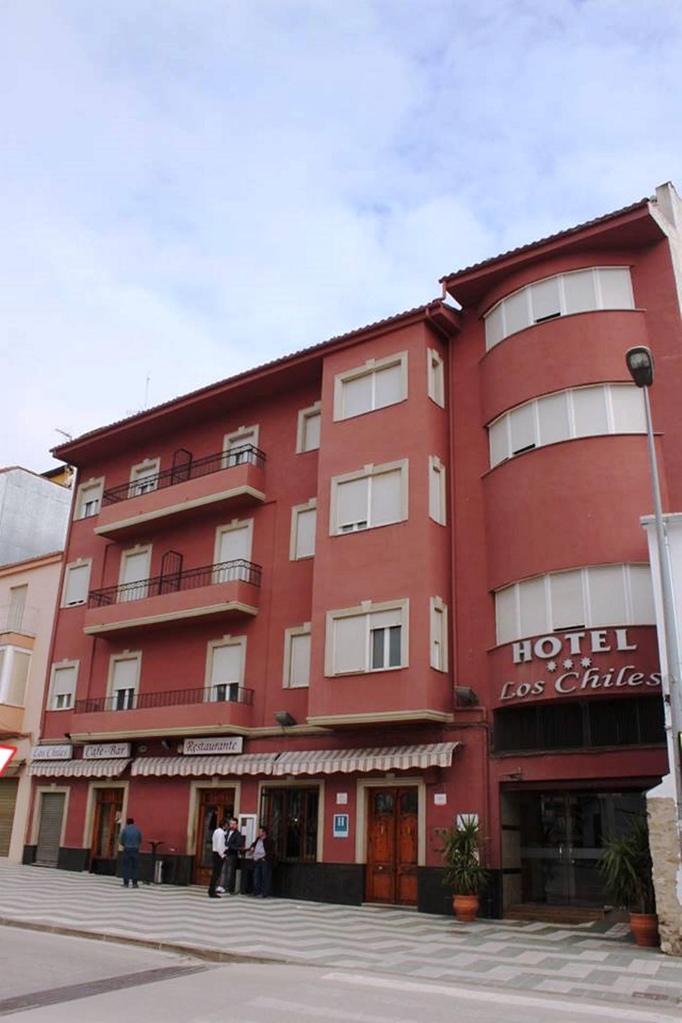 Hotel Los Chiles Villanueva Del Arzobispo Eksteriør bilde