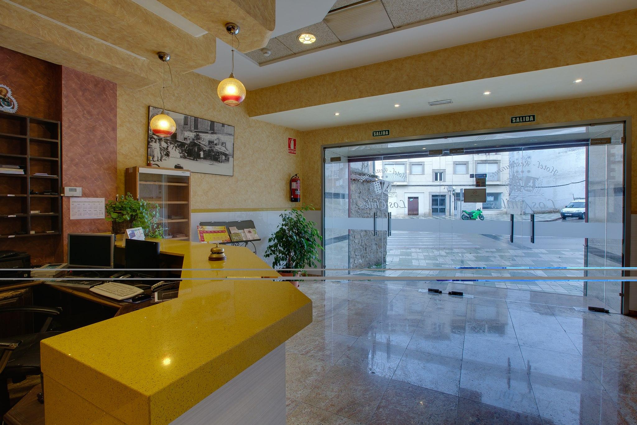 Hotel Los Chiles Villanueva Del Arzobispo Eksteriør bilde