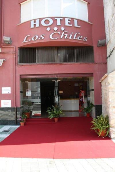 Hotel Los Chiles Villanueva Del Arzobispo Eksteriør bilde